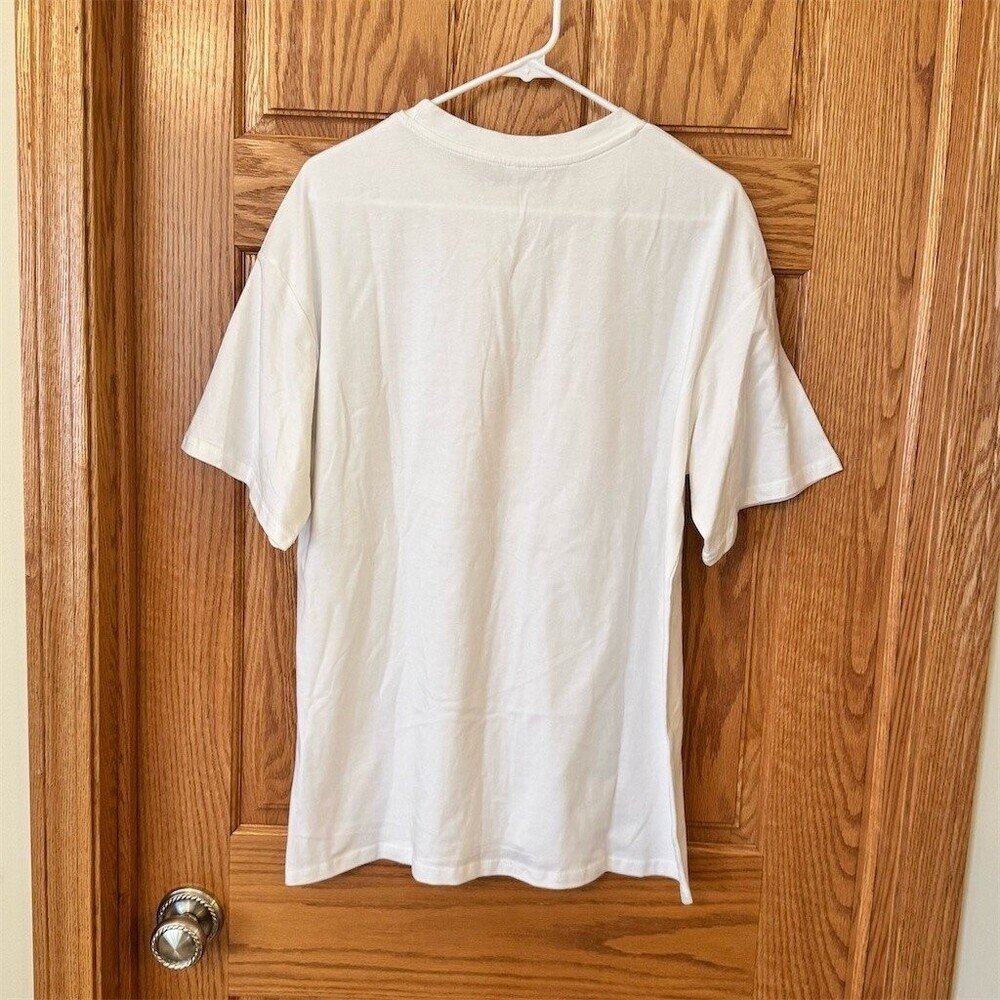 Chicago Baseball Graphic T-Shirt Womens White Size S NWOT - Picture 2 of 6